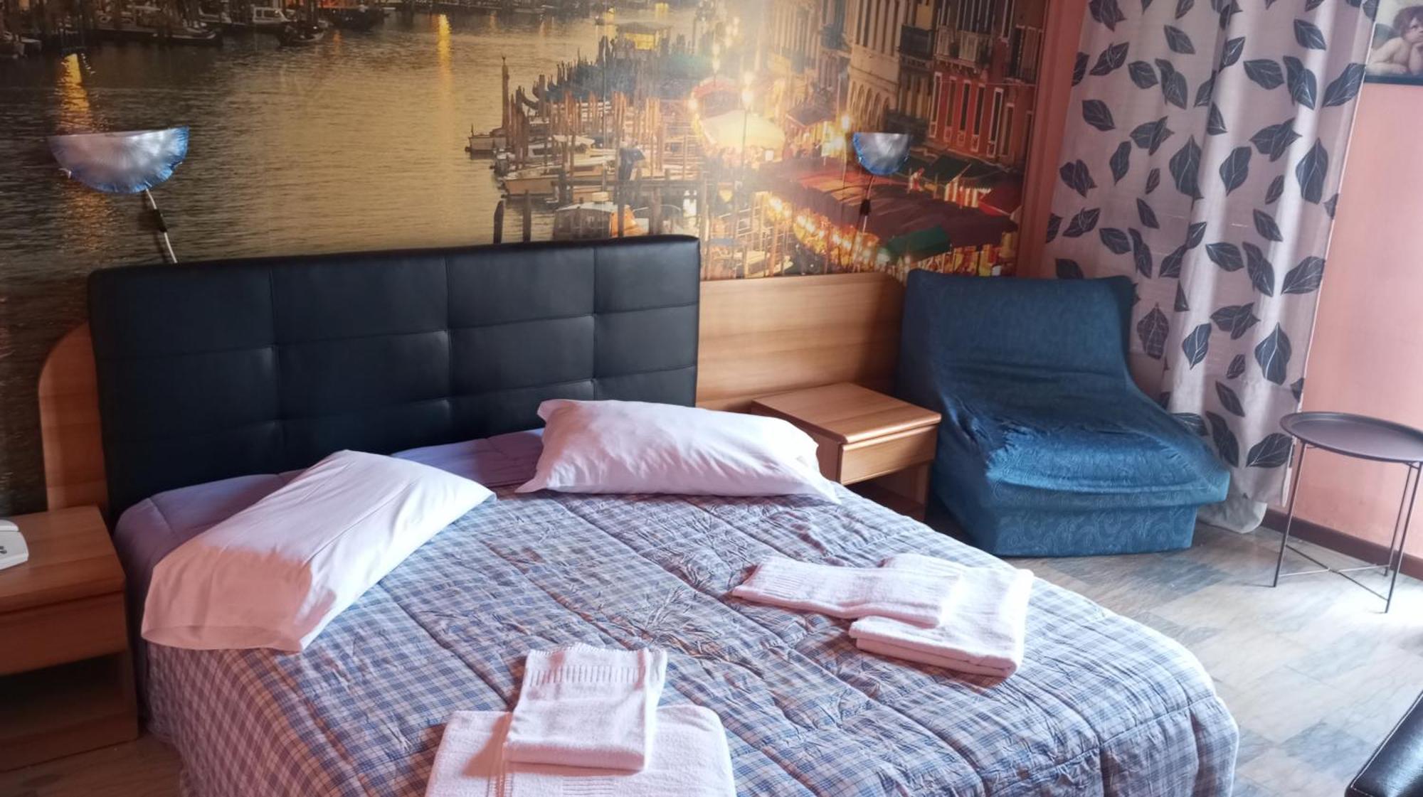 Sleep Well Hotel Total 2 Stelle 피소그네 외부 사진